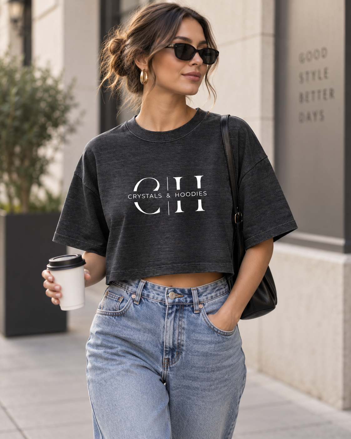 Logo Women’s garment dye cropped tee